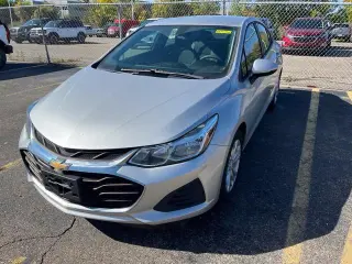 Sedán Chevrolet Cruze 2019 LS 4 puertas 6A