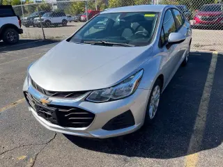 Sedán Chevrolet Cruze 2019 LS 4 puertas 6A