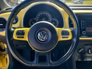 Volkswagen Beetle 2013 2.5L PZEV 2dr Coupe 6A