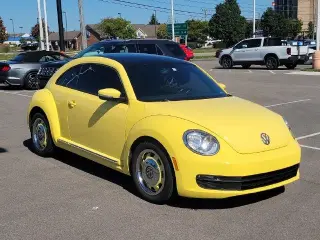 Volkswagen Beetle 2013 2.5L PZEV 2dr Coupe 6A