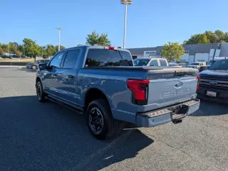 Ford F-150 Lightning 2023 Tracción AWD XLT 4 puertas SuperCrew caja larga de 5,5 pies