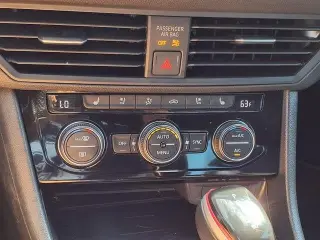Volkswagen Jetta GLI 2024 Autobahn 4dr Sedán 7A