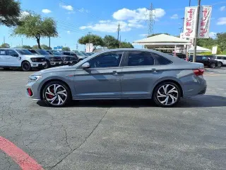 Volkswagen Jetta GLI 2024 Autobahn 4dr Sedán 7A