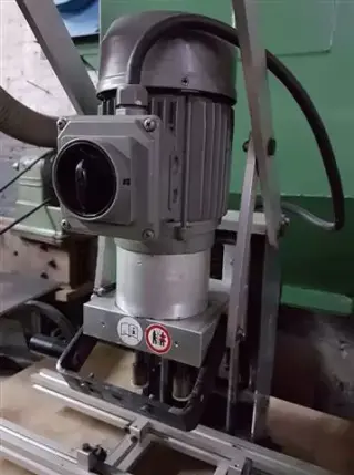 Taladro Bisagrador de 5 Brocas