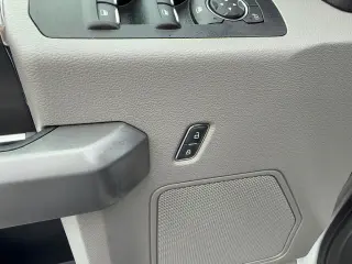 Ford F-150 2018 4x4 XLT 4dr SuperCab 8 ft. LB
