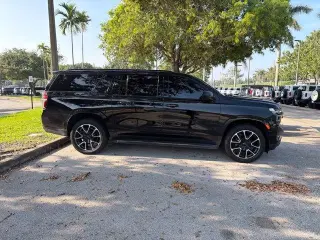 Chevrolet Suburban 2023 4x2 RST 4dr SUV