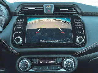 Nissan Versa 2025 SR 4dr Sedán