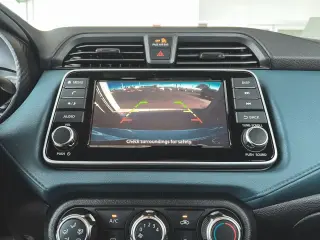Nissan Versa 2025 SV 4dr Sedán