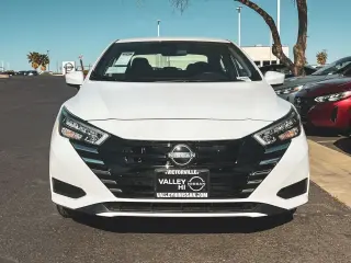 Nissan Versa 2025 SV 4dr Sedán