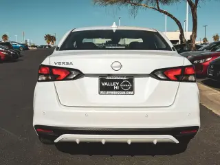 Nissan Versa 2025 SV 4dr Sedán