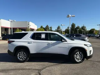 Chevrolet Traverse 2023 LS 4dr SUV w/1LS