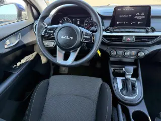 Kia Forte 2023 LXS 4dr Sedán