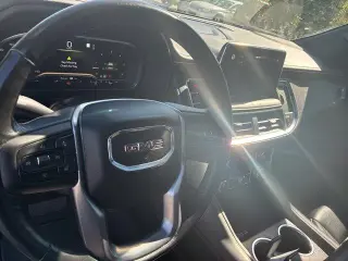 GMC Yukon 2022 4x4 SLT 4dr SUV