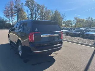 GMC Yukon 2022 4x4 SLT 4dr SUV
