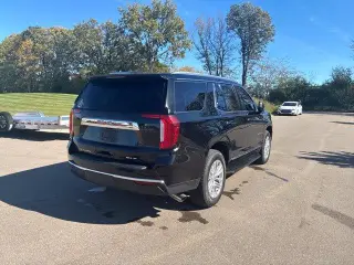 GMC Yukon 2022 4x4 SLT 4dr SUV