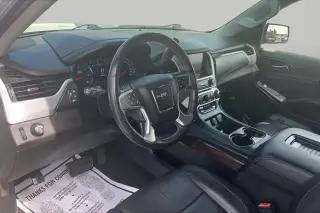 GMC Yukon XL 2017 4x2 SLT 4dr SUV