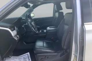 GMC Yukon XL 2017 4x2 SLT 4dr SUV