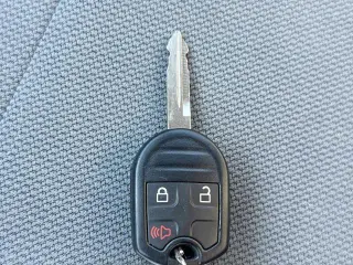 Ford F-150 2011 4x4 XLT 4dr SuperCab Styleside 6.5 ft. SB