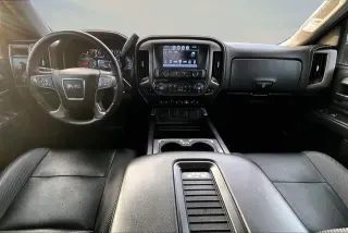 GMC Sierra 1500 2017 4x4 SLT 4dr Crew Cab 5.8 ft. SB