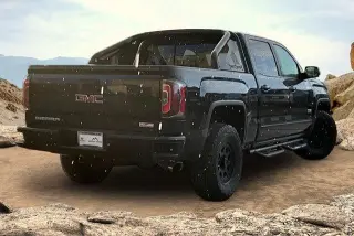 GMC Sierra 1500 2017 4x4 SLT 4dr Crew Cab 5.8 ft. SB