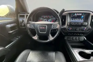GMC Sierra 1500 2017 4x4 SLT 4dr Crew Cab 5.8 ft. SB