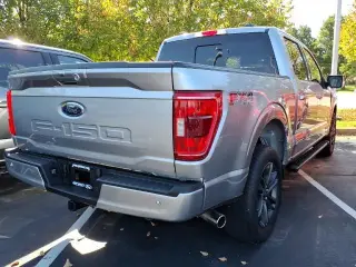 Ford F-150 2023 4x4 XLT 4dr SuperCrew 5.5 ft. SB