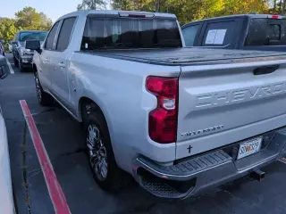 Chevrolet Silverado 1500 2019 4x2 LT 4 puertas Crew Cab 5.8 pies SB
