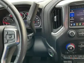 Chevrolet Silverado 1500 2020 4x4 LT Trail Boss 4dr Crew Cab 5.8 ft. SB