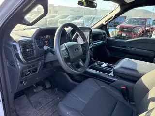 Ford F-150 2025 4x4 STX 4dr SuperCrew 5.5 ft. SB
