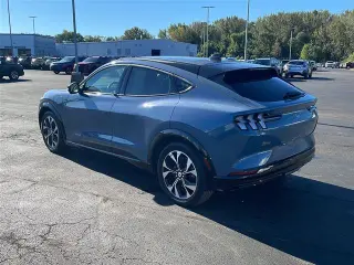 Ford Mustang Mach-E 2023 AWD Premium 4dr SUV