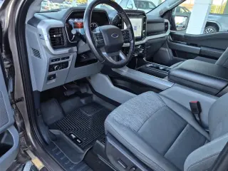 Ford F-150 2022 4x4 XLT 4 puertas SuperCrew 5.5 pies SB
