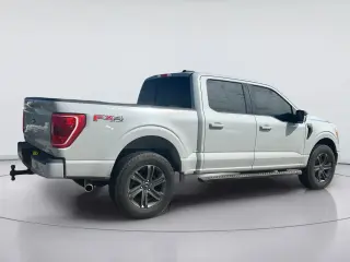 Ford F-150 2023 4x4 XL 4dr SuperCrew 5.5 ft. SB