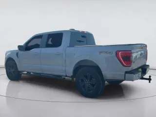 Ford F-150 2023 4x4 XL 4dr SuperCrew 5.5 ft. SB