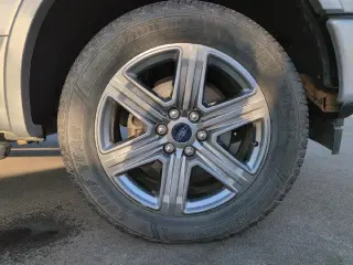 Ford F-150 2019 4x4 XLT 4dr SuperCrew 5.5 ft. SB