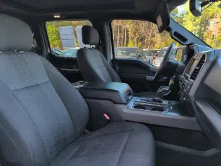 Ford F-150 2019 4x4 XLT 4dr SuperCrew 5.5 ft. SB
