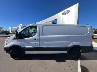 Ford Transit 2017 250 3dr SWB Low Roof Cargo Van w/60/40 Passenger Side Doors