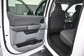 Ford F-150 Lightning 2024 AWD XLT 4dr SuperCrew 5.5 ft. SB
