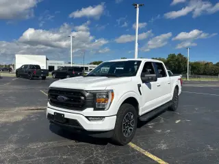 Ford F-150 2023 4x4 XLT 4dr SuperCrew 5.5 ft. SB