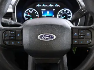 Ford F-150 2022 4x4 XL 4dr SuperCrew 5.5 ft. SB