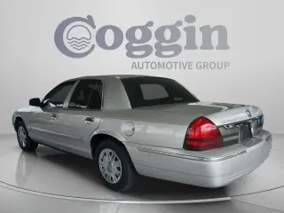 Mercury Grand Marquis 2008 GS 4dr Sedán