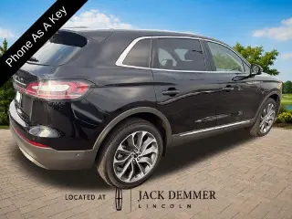 Lincoln Nautilus 2023 AWD Reserve 4dr SUV