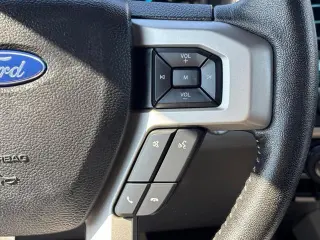 Ford F-150 2018 4x4 XL 4dr SuperCrew 5.5 ft. SB