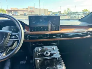 Lincoln Nautilus 2023 AWD Reserve 4dr SUV