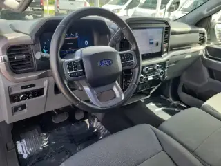 Ford F-150 2025 4x4 XLT 4dr SuperCrew 5.5 ft. SB