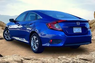 Honda Civic 2018 LX 4dr Sedán CVT