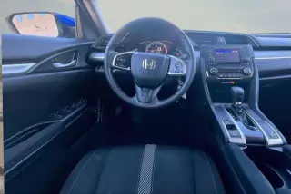 Honda Civic 2018 LX 4dr Sedán CVT