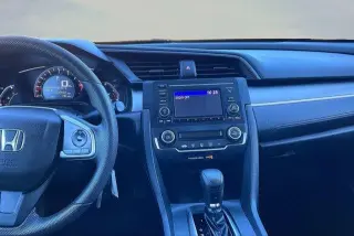 Honda Civic 2018 LX 4dr Sedán CVT