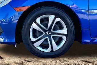 Honda Civic 2018 LX 4dr Sedán CVT