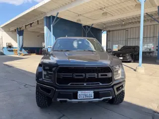 Ford F-150 2019 4x4 Raptor 4dr SuperCrew 5.5 ft. SB