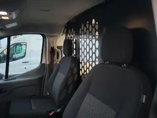 Ford Transit 2025 250 3dr SWB Techo Bajo Furgón de Carga